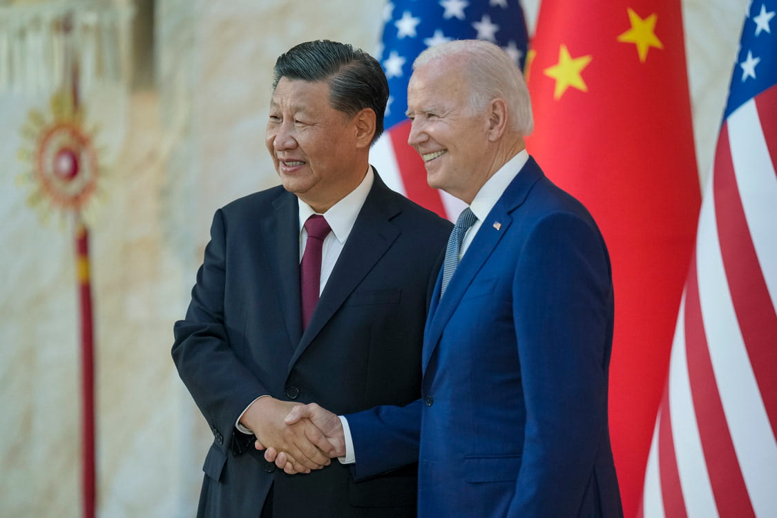 Biden and Xi shaking hands