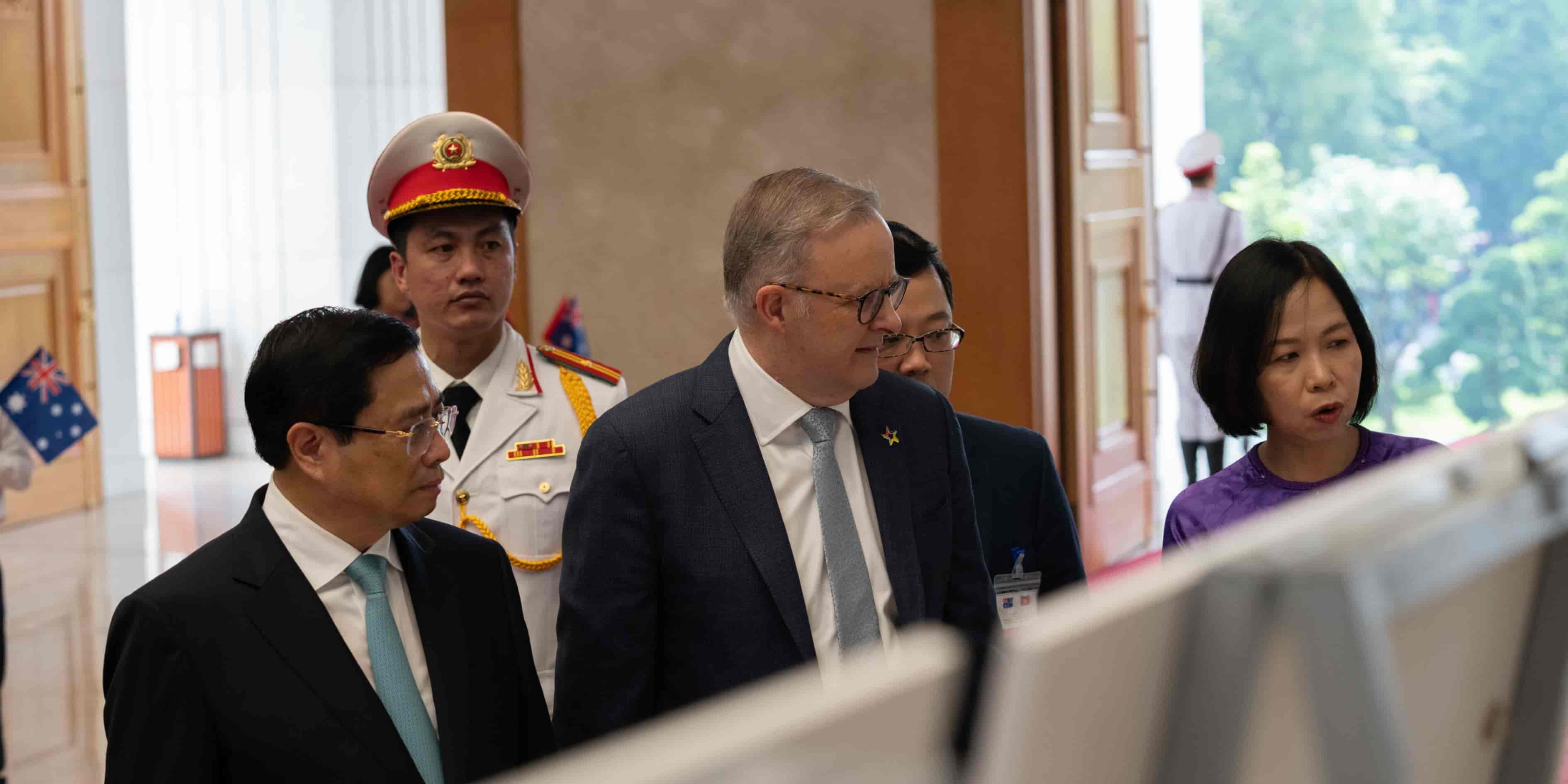 Albanese visit Vietnam during the 50th anniversary of diplomatic relations between two countries