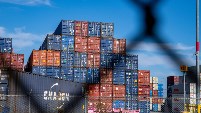 shipping containers in Los angeles