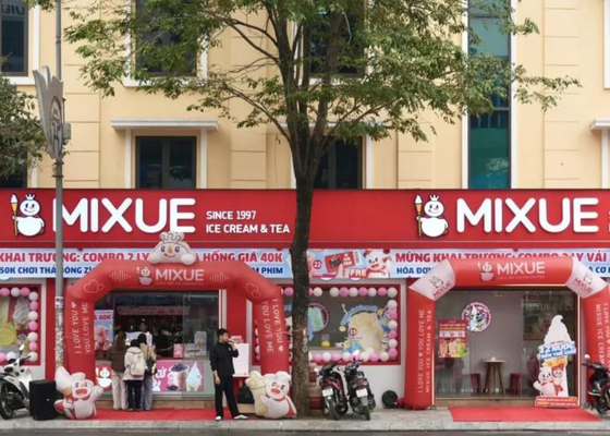 mixue store in vietnam