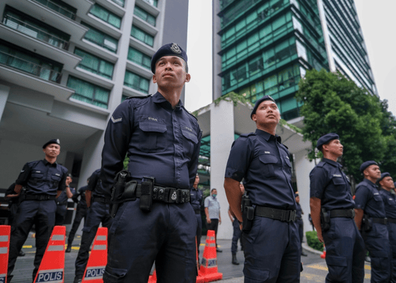 In a sweltering Kuala Lumpur cell, media freedom became personal image