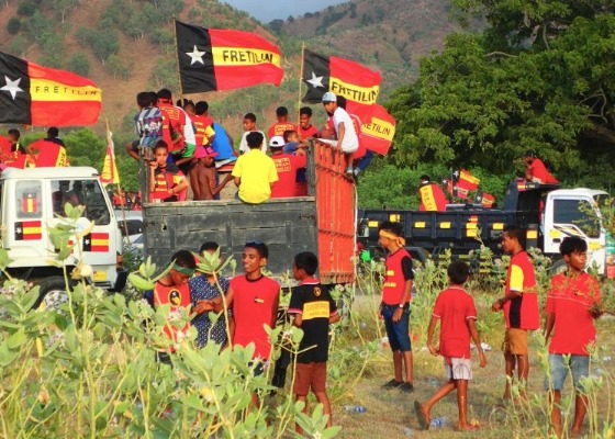 Fretilin supporters gather in the coastal area of Tasitolu, Timor-Leste
